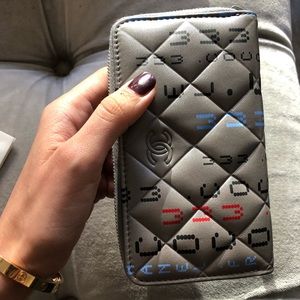 Chanel wallet